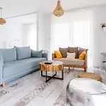 Randez-view - 60 M2, Widok Na Jezioro Z Tarasu, Duzy Taras, Klima, Parking, Netflix