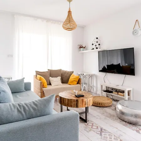 Randez-view - 60 M2, Widok Na Jezioro Z Tarasu, Duzy Taras, Klima, Parking, Netflix 아파트 이아와